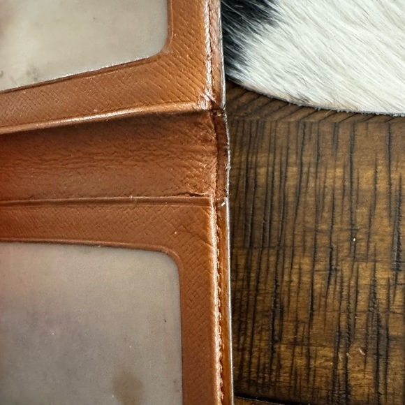 - Louis Vuitton Monogram Vertical Pass Card Case - Picture 5 of 16